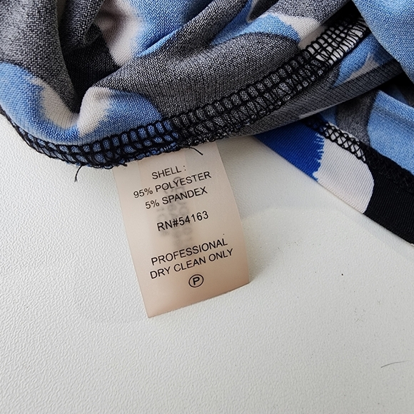 Calvin Klein Black and Blue Sheath Dress with V-Neck and 3/4 Sleeves - Picture 14 of 15